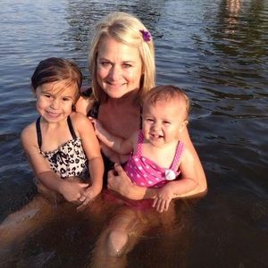 Meet your Posher, Joni